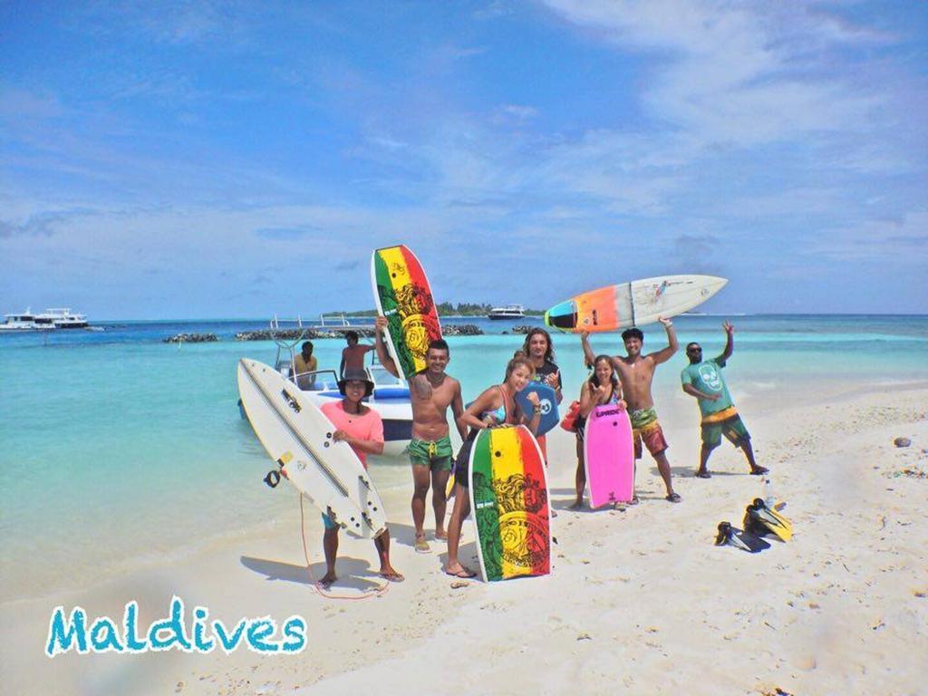 Batuta Maldives Surf View Hotel Thulusdhoo Exterior foto